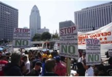 Riots in Los Angeles, arson and vandalism everywhere; Mayor imposes curfew