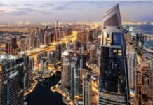 World’s rich ignore Mideast strife to bet on Dubai and Abu Dhabi