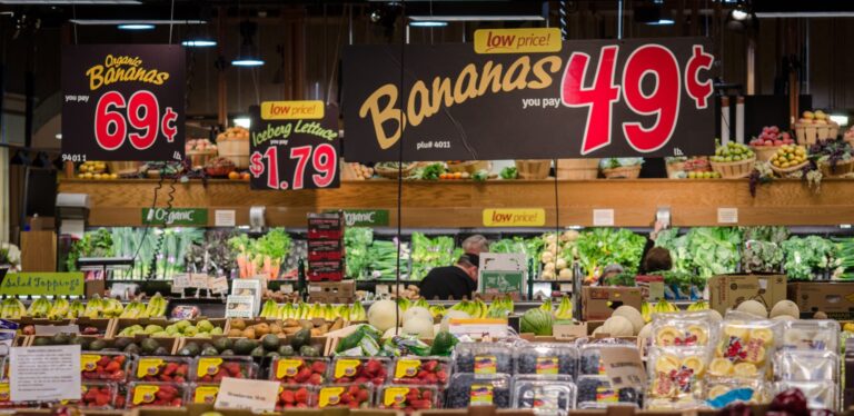 Produce at a Virginia grocery store