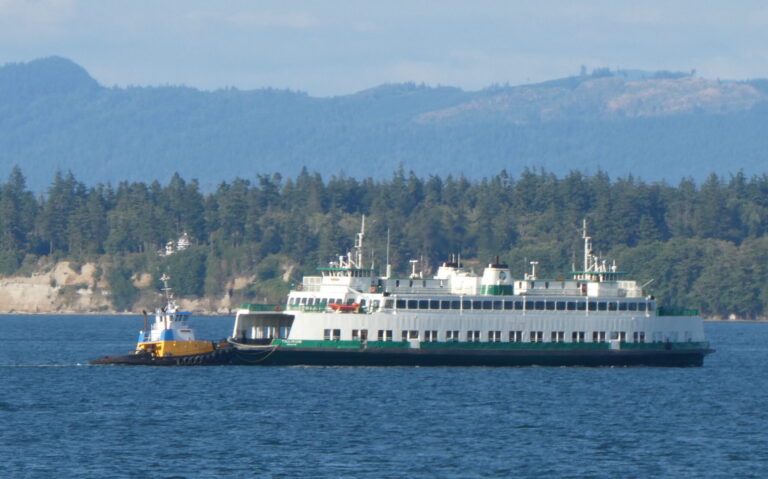 Wait for new WA ferries grows even longer with selection of Florida shipyard