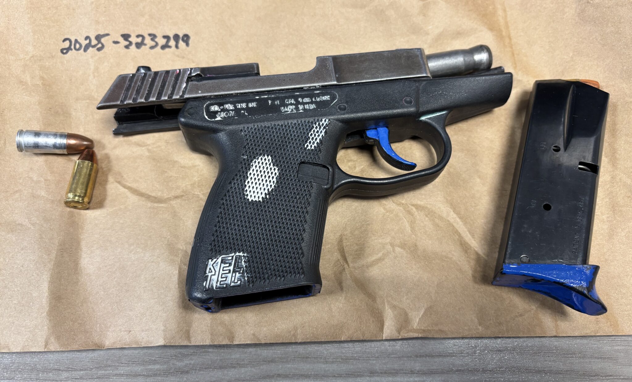 Seattle Police Arrest Felon Carrying Stolen Gun