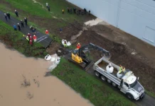 Emergency ‘Go Now’ Evacuation Issued After Desimone Levee Breach in Tukwila Desimone Levee Breach