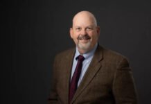 Republican newcomer will try to unseat Krishnadasan in WA Senate Gary Parker, a restaurant owner from Gig Harbor, is planning to run in western Washington’s 26th Legislative District