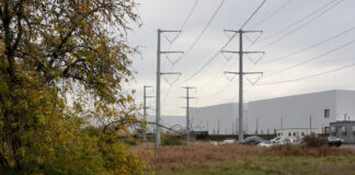 It’s lights out for WA Legislature’s effort to regulate data centers Data centers operate in Oregon in 2024. Some states are scaling back their data center incentives as the facilities contribute to increasing electric bills and raise environmental concerns