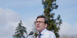 Ferguson’s failure to fill seats on WA campaign watchdog panel incites recall bid Gov. Bob Ferguson, pictured at a rally after signing the law establishing an income tax on millionaires, is the target of a recall petition for failing to fill vacancies on the commission that enforces state campaign finance laws