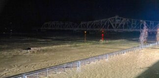 The Skagit River in Mount Vernon hits a record high. One Mount Vernon police officer said the water level had climbed almost a foot in an hour.