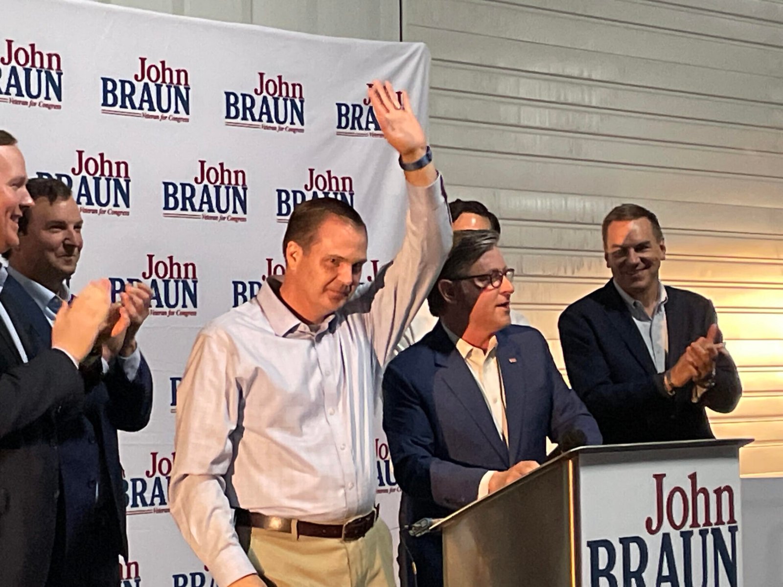 ouse Speaker Mike Johnson campaigns alongside Republican John Braun in Chehalis, Washington, ahead of the 2026 congressional election.
